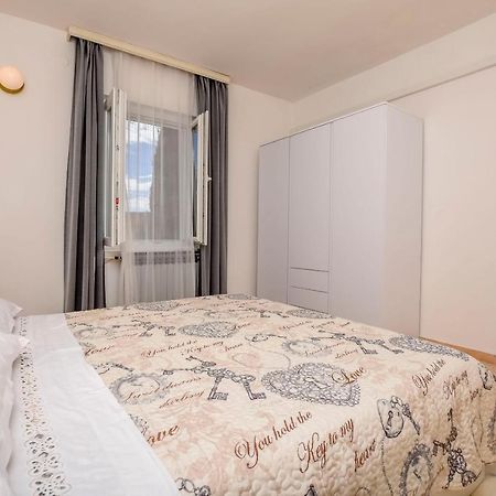 Apartments Dajana Primošten Eksteriør billede